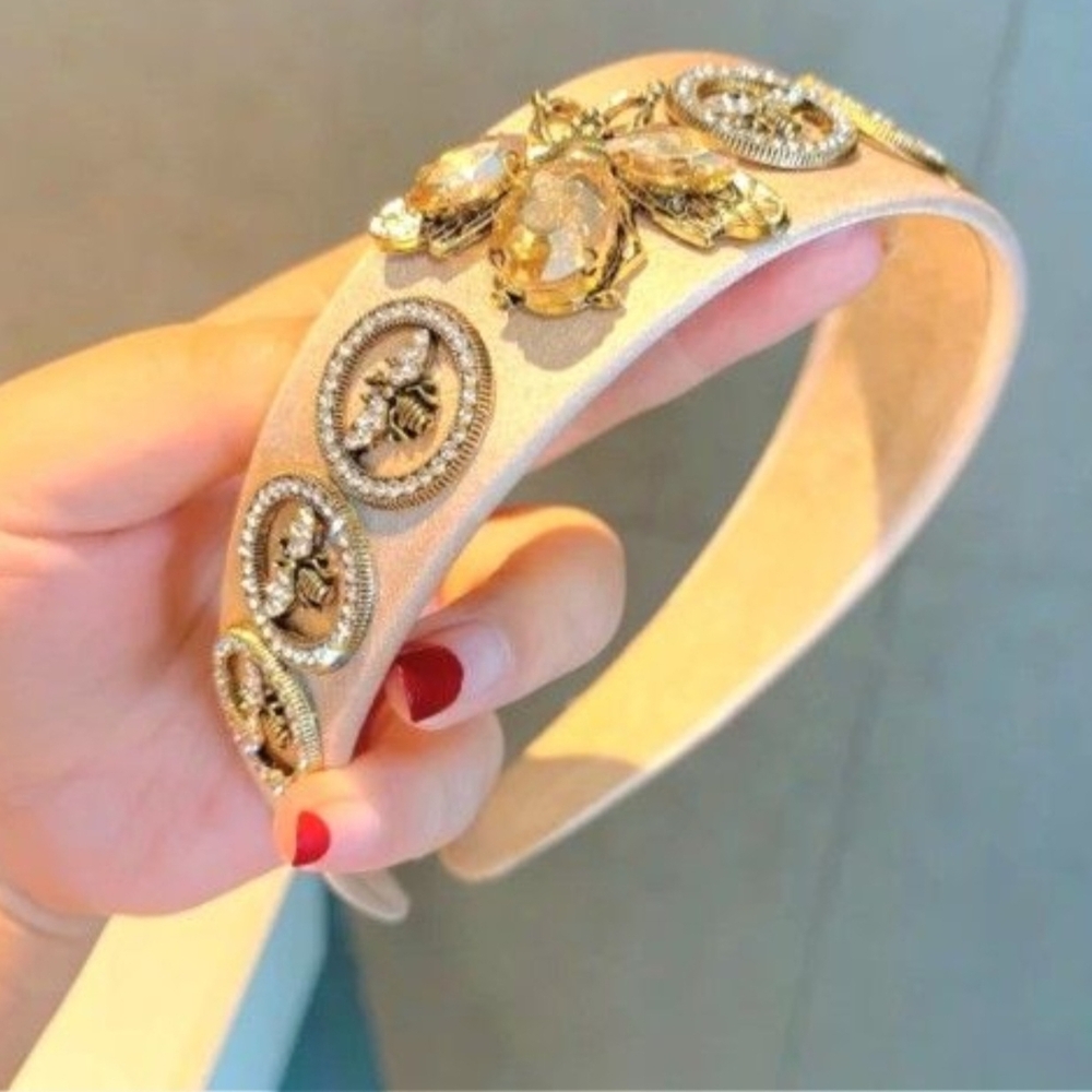 Elegant beige Embellished Headbands.